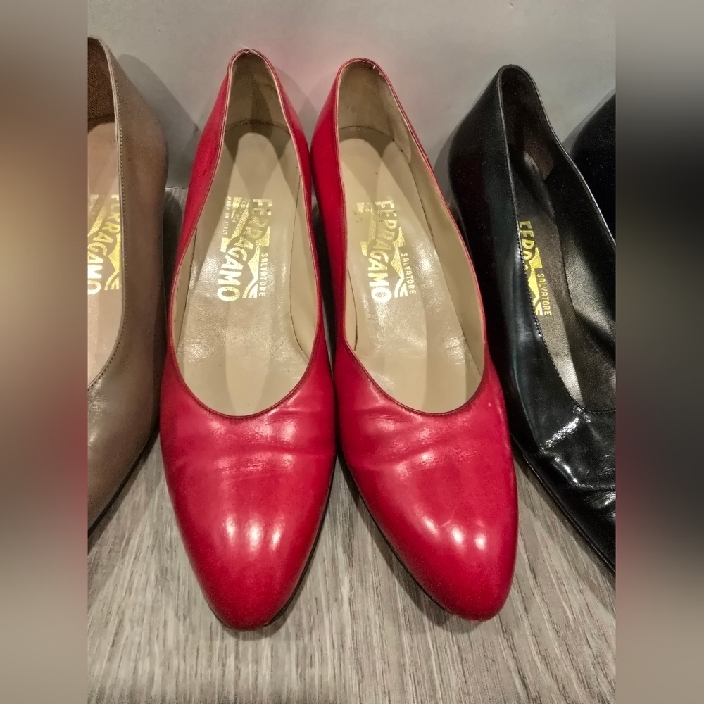 Salvatore Ferragamo Leather Pumps - Red and Brown - Picture 8 of 9